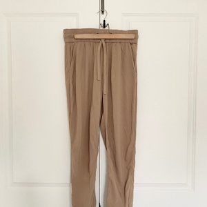 Aritzia Sunday Best Grenville Pant, M